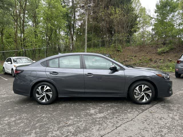 Certified 2025 Subaru Legacy Premium w/ Popular Package #1A AWD/4WD image 3