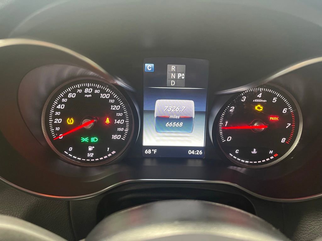Used 2019 Mercedes-Benz GLC 300 4MATIC image 32
