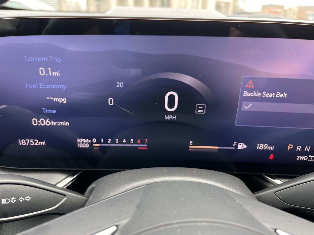 Used 2025 Buick Envision Preferred image 37