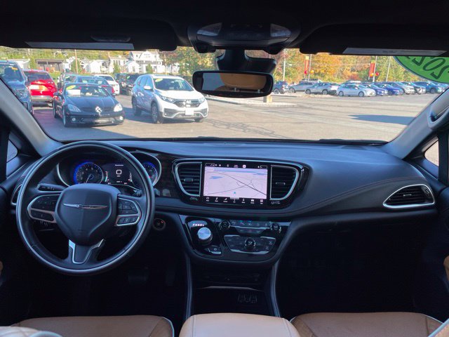 Used 2021 Chrysler Pacifica Pinnacle AWD/4WD image 13