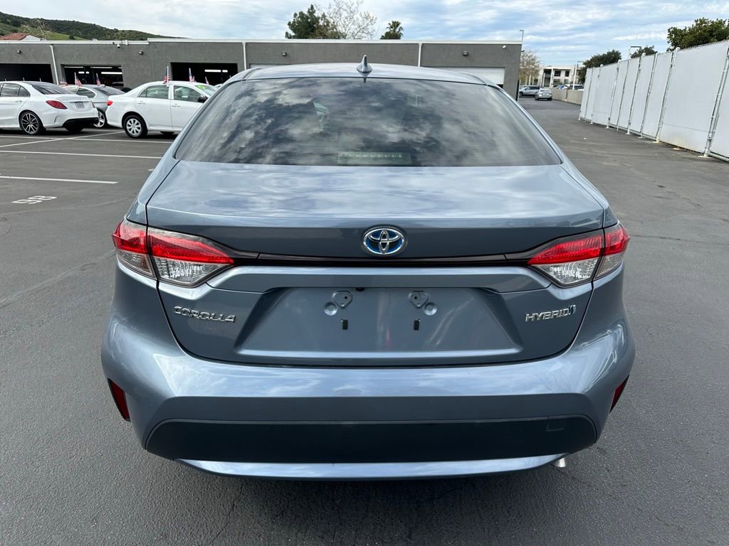 Certified 2021 Toyota Corolla LE image 3