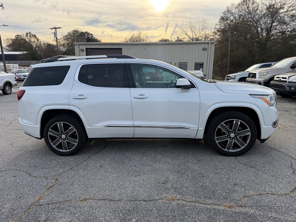Used 2017 GMC Acadia Denali w/ Technology Package image 6