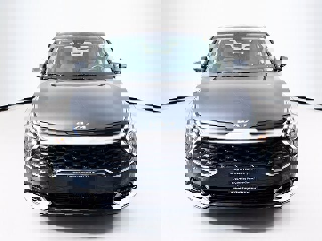 Certified 2023 Kia Sportage LX image 2