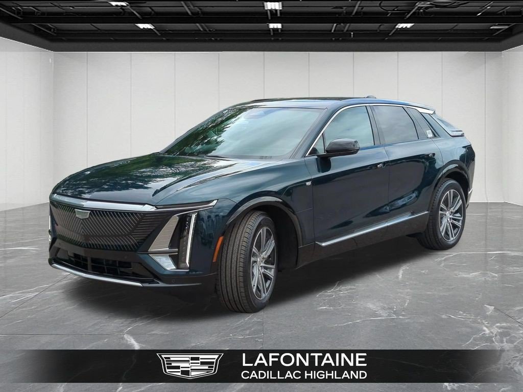 Certified 2026 Cadillac Lyriq Luxury w/ LPO, Floor Liner Package AWD/4WD image 1