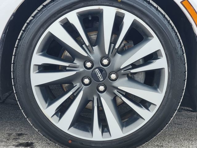 Used 2019 Lincoln MKZ Reserve w/ Luxury Package image 17