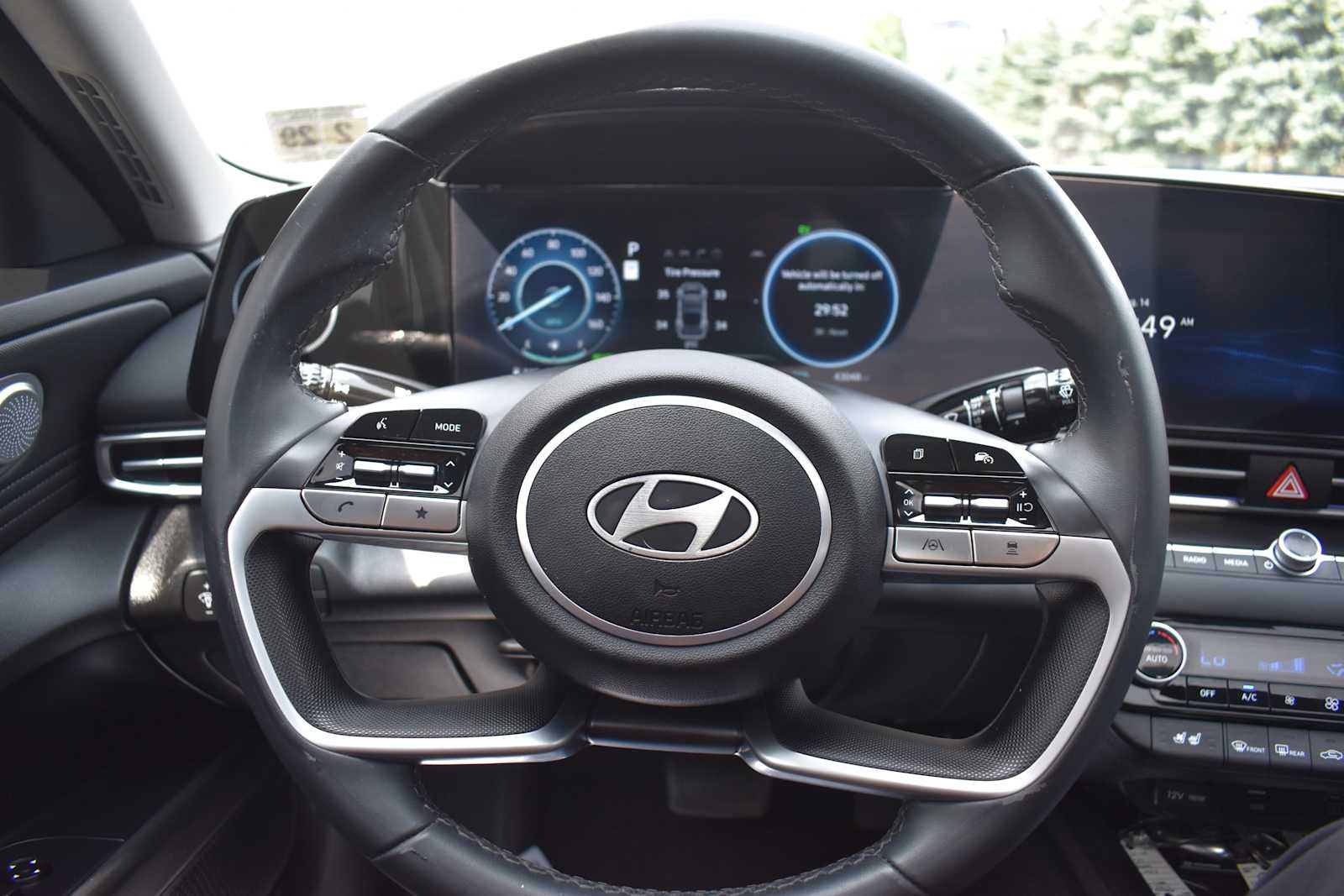 Used 2024 Hyundai Elantra Limited FWD image 15