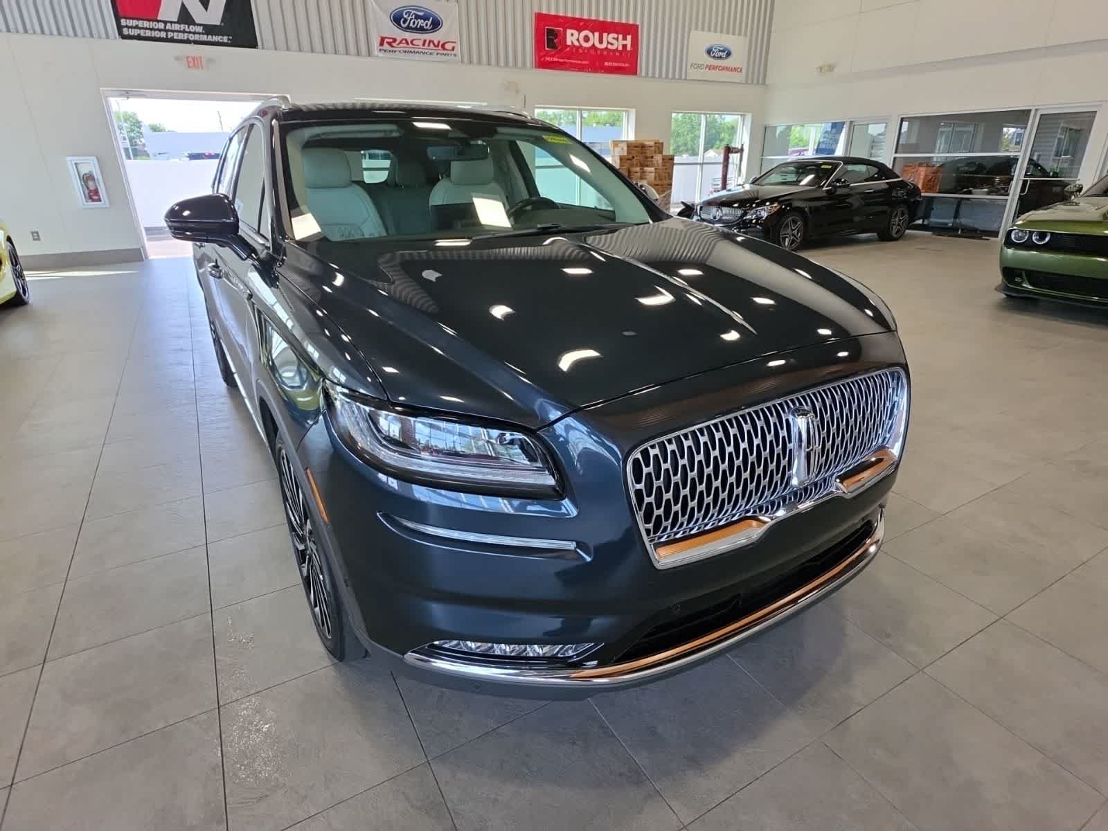 Used 2021 Lincoln Nautilus Black Label w/ Class II Trailer Tow Package AWD/4WD image 5