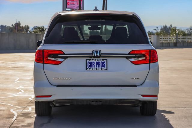 Certified 2024 Honda Odyssey Touring image 7