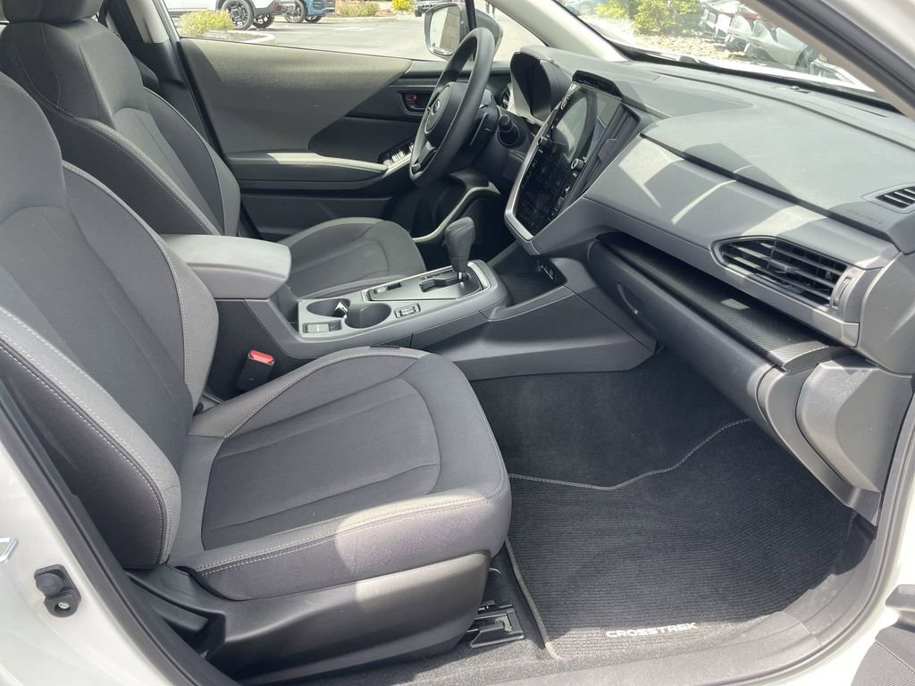 Certified 2025 Subaru Crosstrek 2.0i Premium image 33