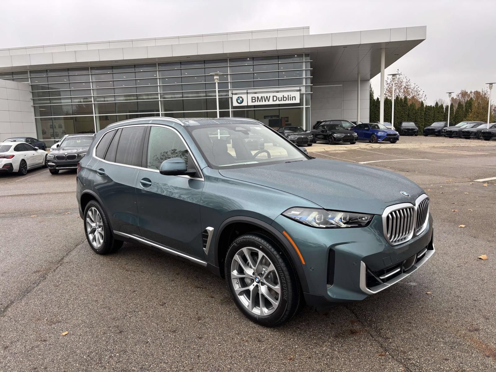 New 2026 BMW X5 xDrive40i w/ Premium Package
