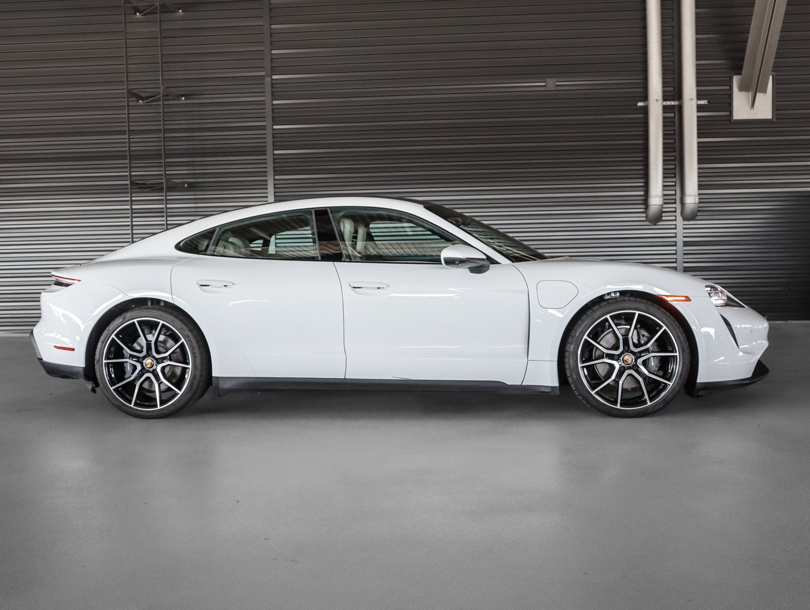 Certified 2023 Porsche Taycan RWD image 11