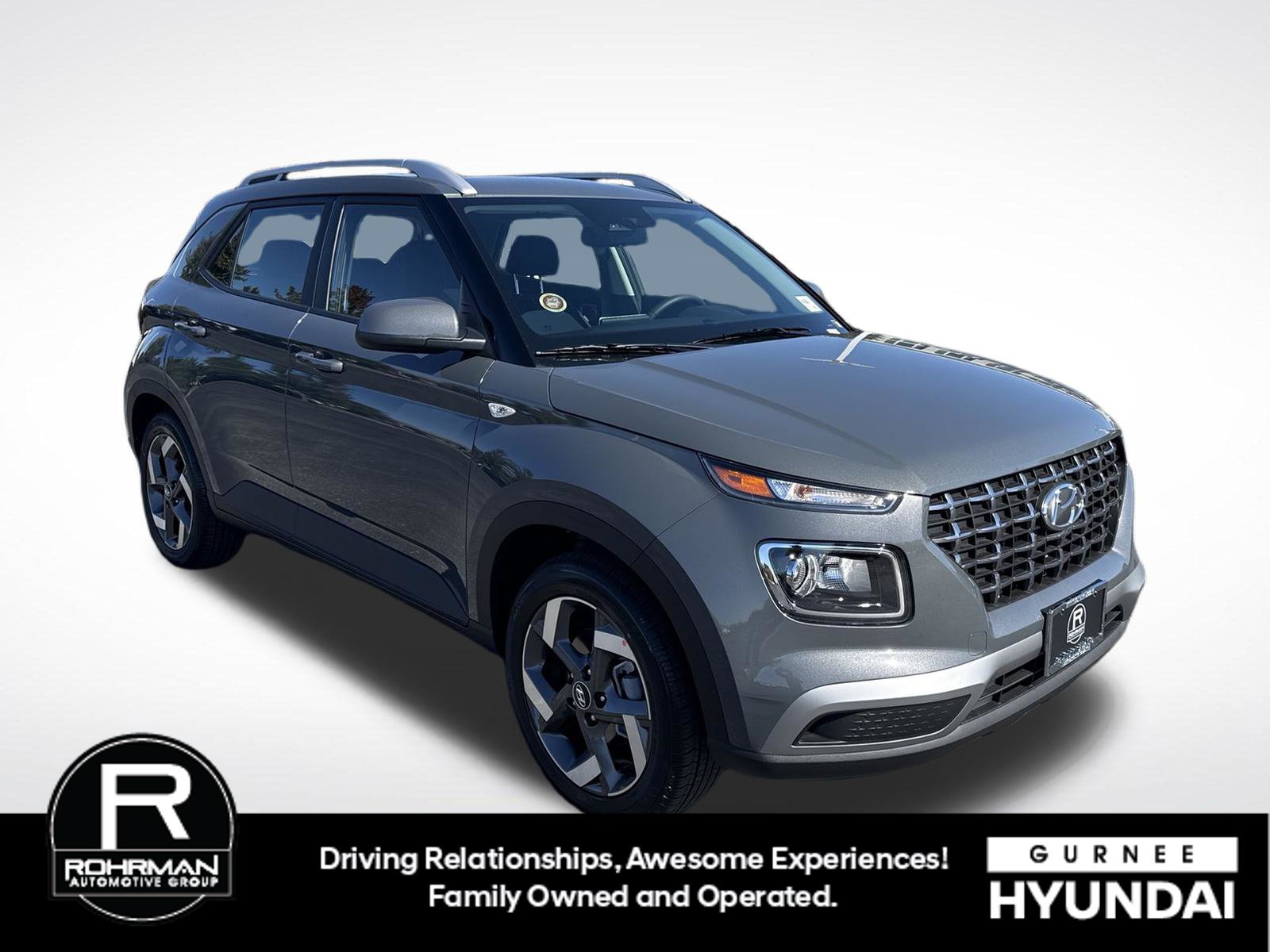 New 2026 Hyundai Venue SEL FWD image 2