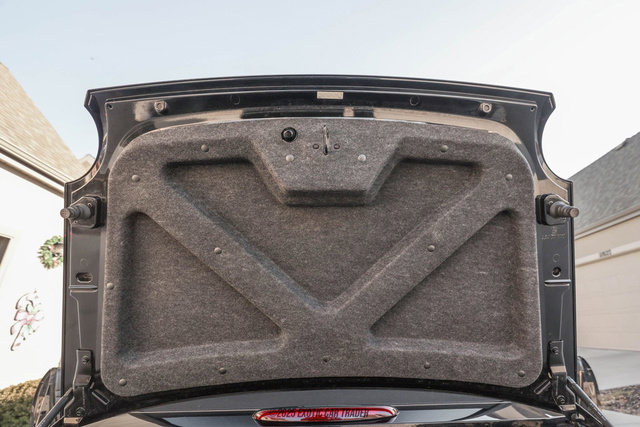 Used 2002 Ford Thunderbird Deluxe image 98