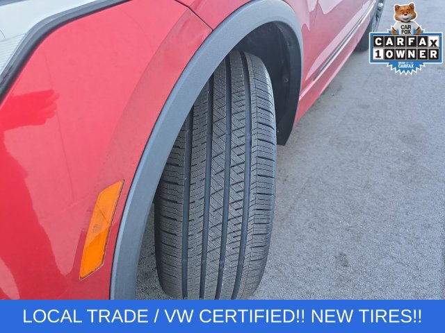 Used 2024 Volkswagen Tiguan SE R-Line FWD image 21