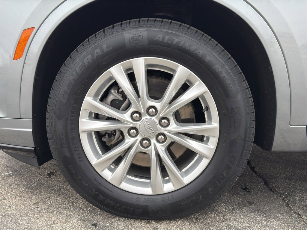 Used 2024 Cadillac XT6 Luxury w/ LPO, Floor Liner Package AWD/4WD image 9