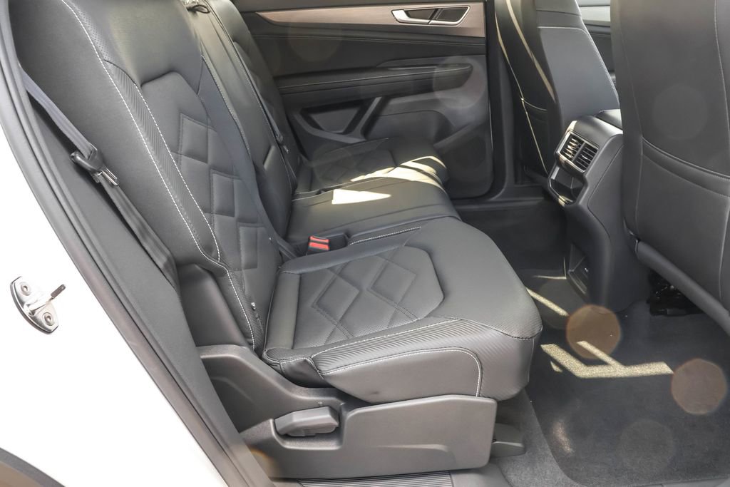 New 2026 Volkswagen Atlas Cross Sport SE AWD/4WD image 36