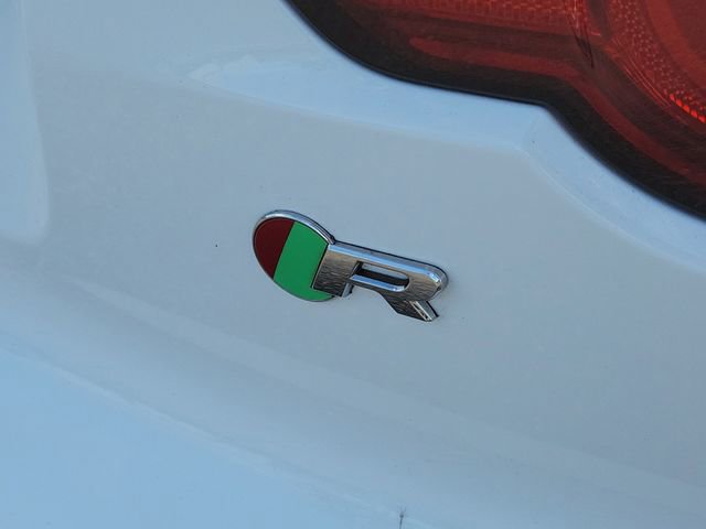 Used 2018 Jaguar F-TYPE R AWD/4WD image 5
