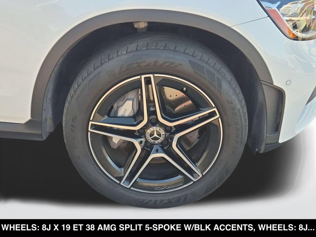 Used 2022 Mercedes-Benz GLC 300 4MATIC image 5