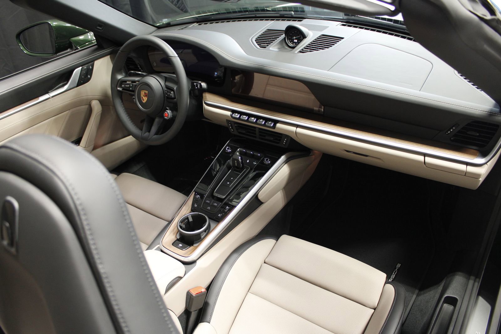 New 2026 Porsche 911 Carrera RWD image 40