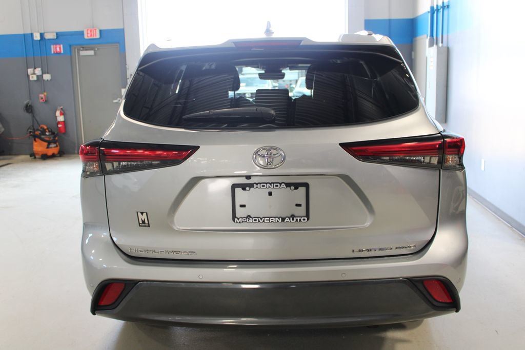 Used 2021 Toyota Highlander Limited AWD/4WD image 28