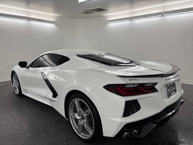 Used 2025 Chevrolet Corvette Stingray Preferred Cpe w/ Battery Protection Package RWD image 6