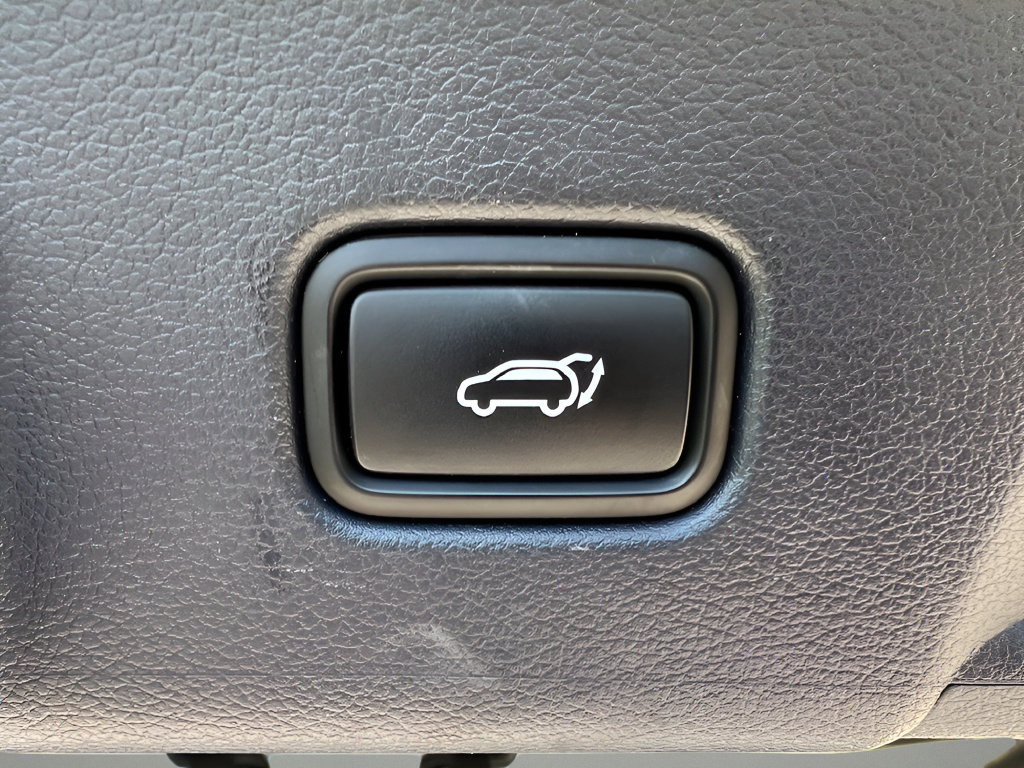 Used 2021 Hyundai Palisade Limited AWD/4WD image 15