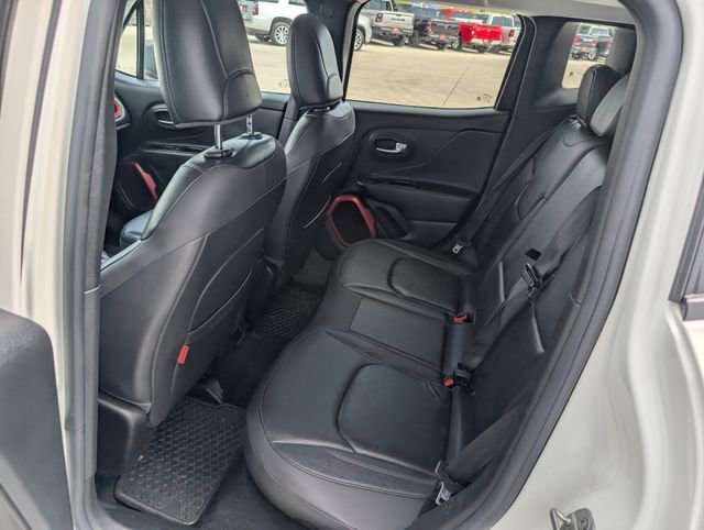 Used 2016 Jeep Renegade Trailhawk w/ Premium Trailhawk Package AWD/4WD image 21