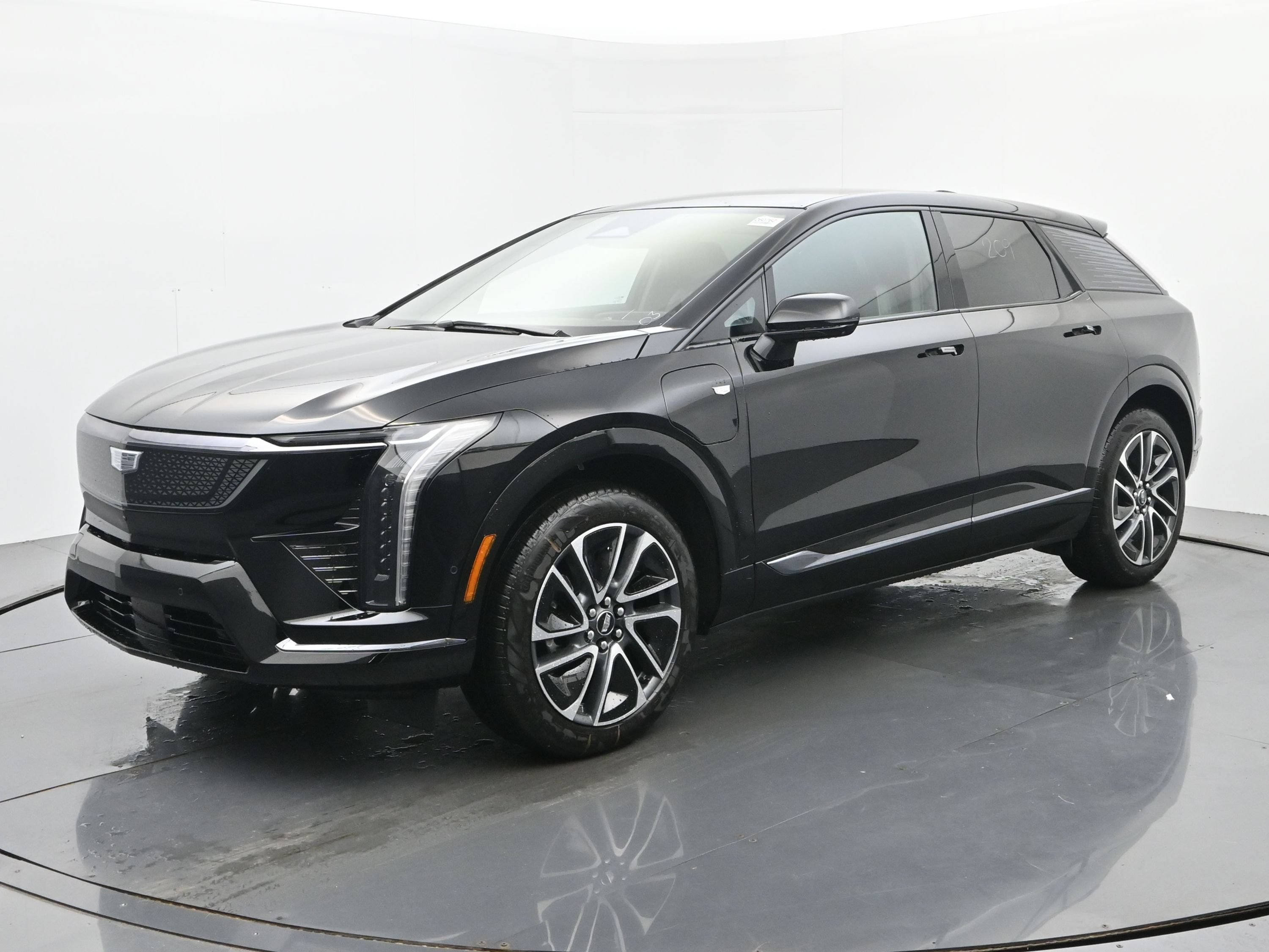New 2026 Cadillac Optiq Sport 1 w/ LPO, Floor Liner Package AWD/4WD image 1
