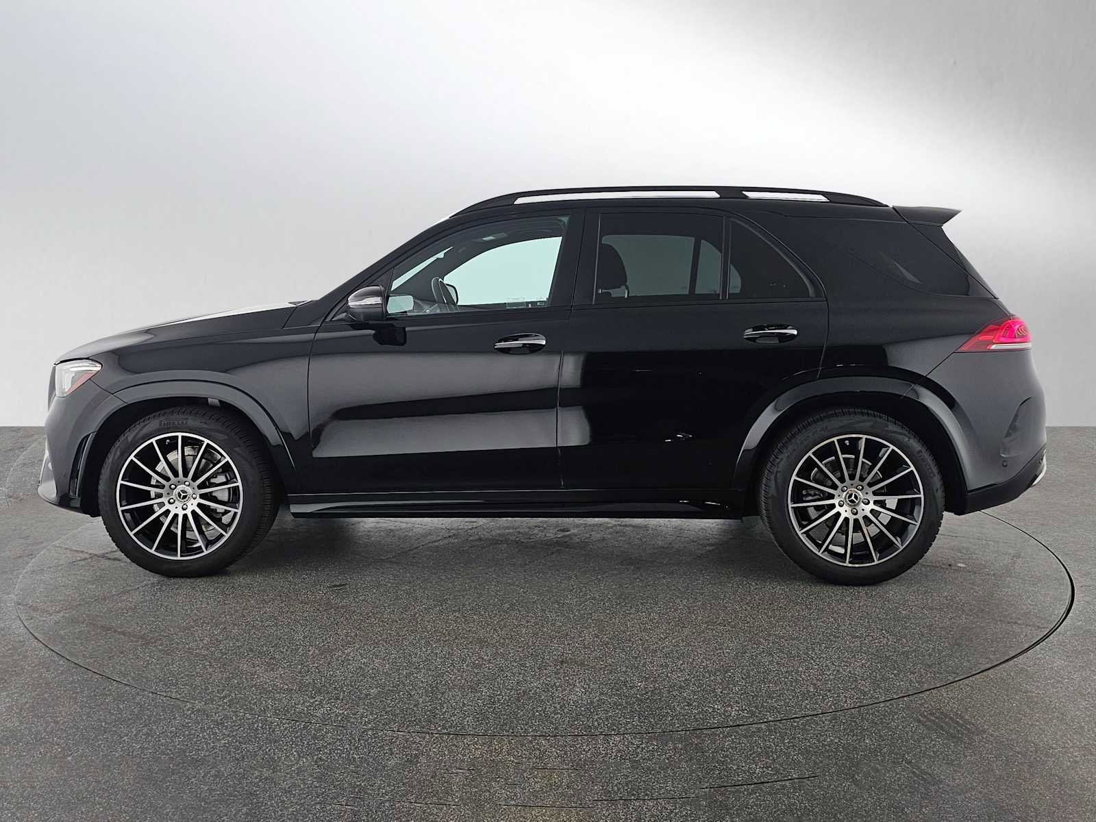 Used 2023 Mercedes-Benz GLE 350 4MATIC image 6