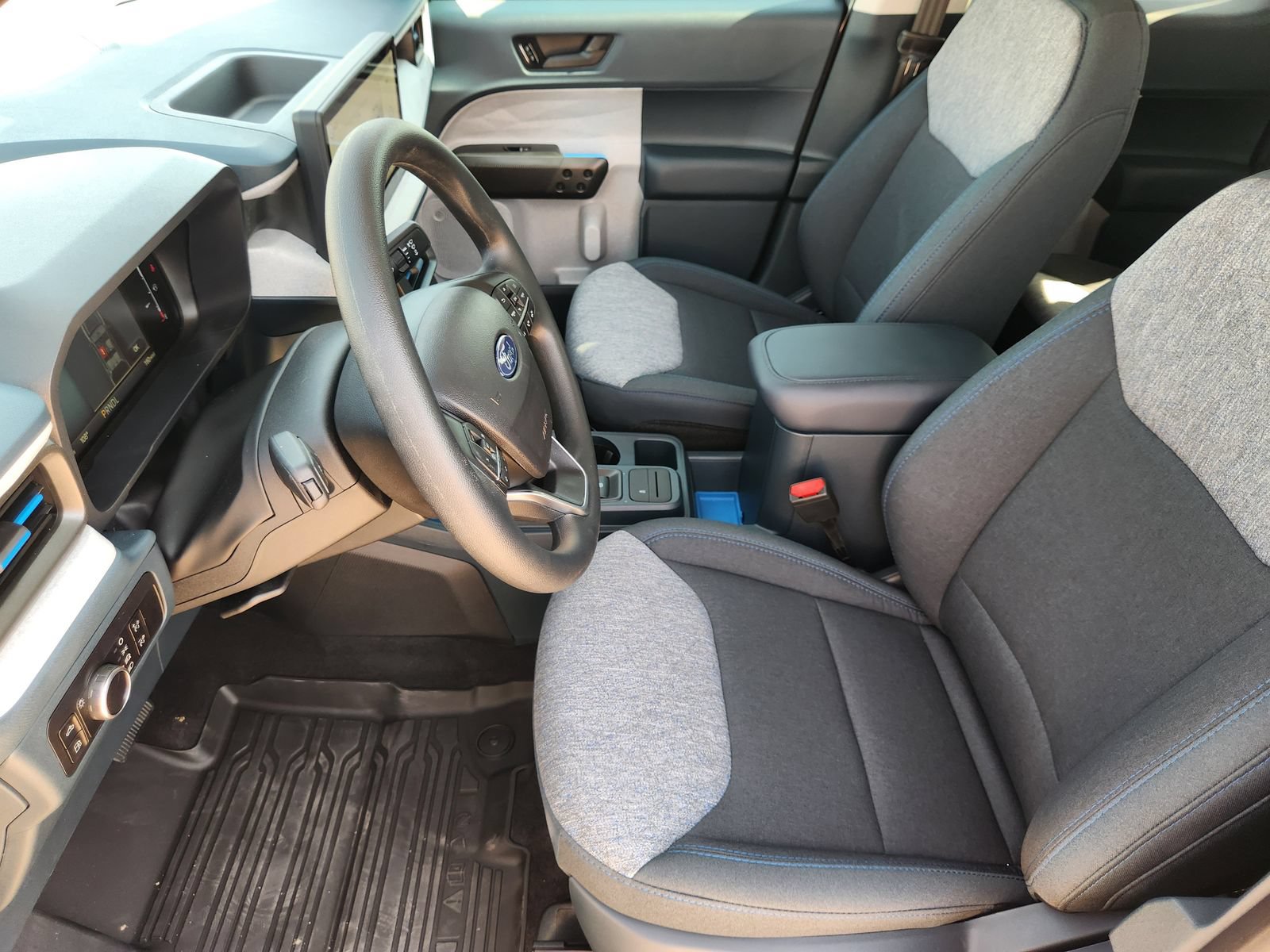 New 2026 Ford Maverick XLT FWD image 13