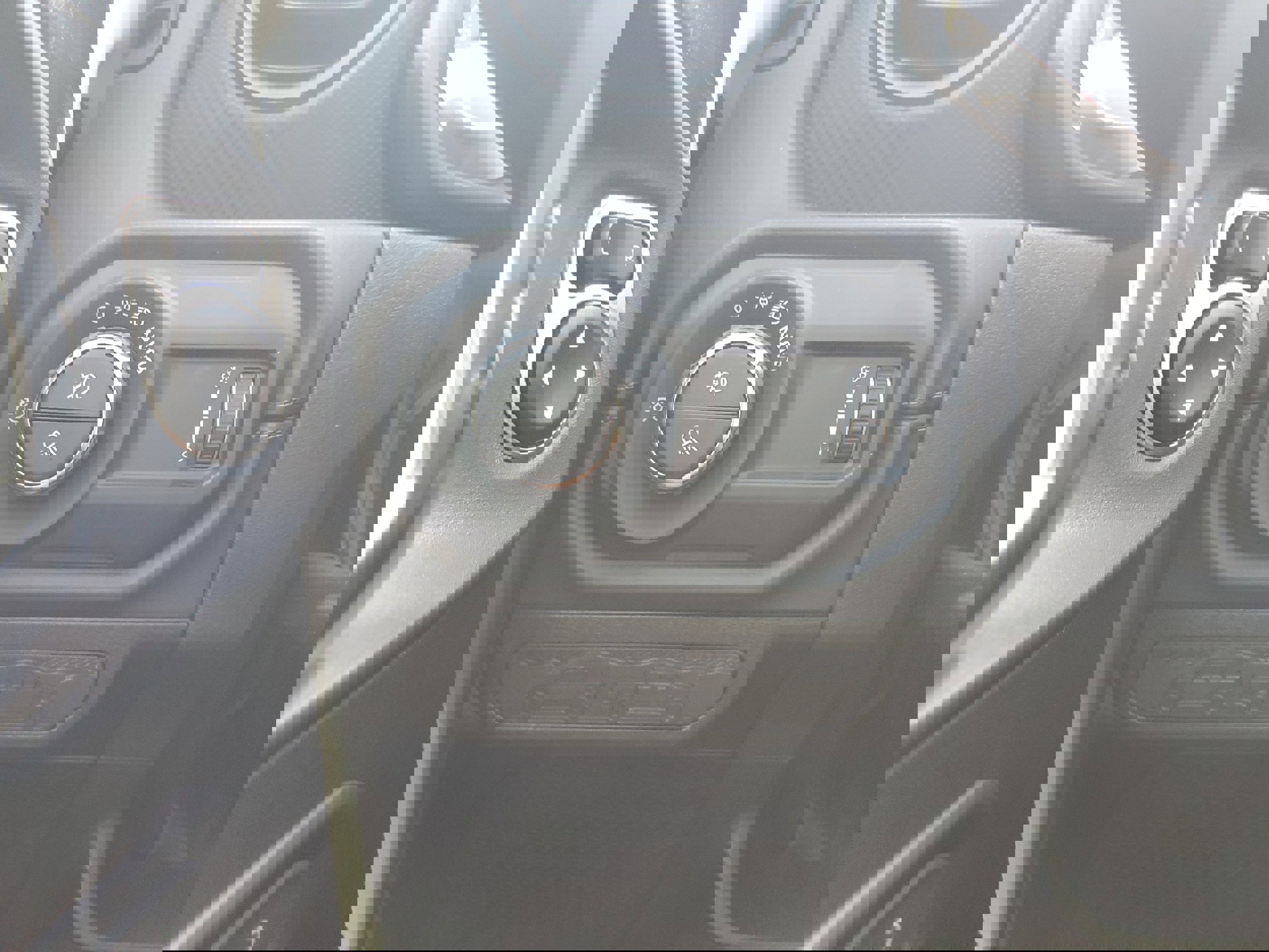 New 2026 Jeep Gladiator Mojave w/ Safety Group image 19