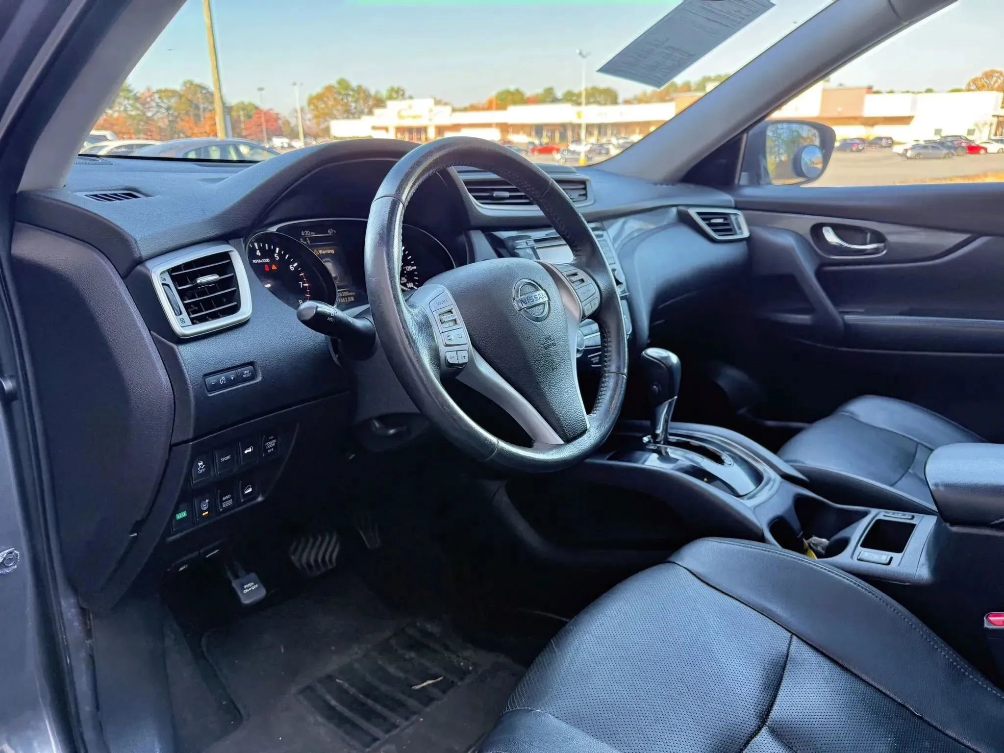 Used 2016 Nissan Rogue SL w/ SL Premium Package image 17