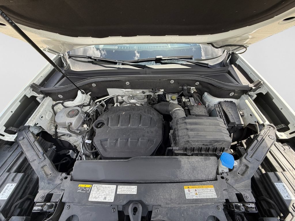 Used 2024 Volkswagen Atlas SEL AWD/4WD image 23