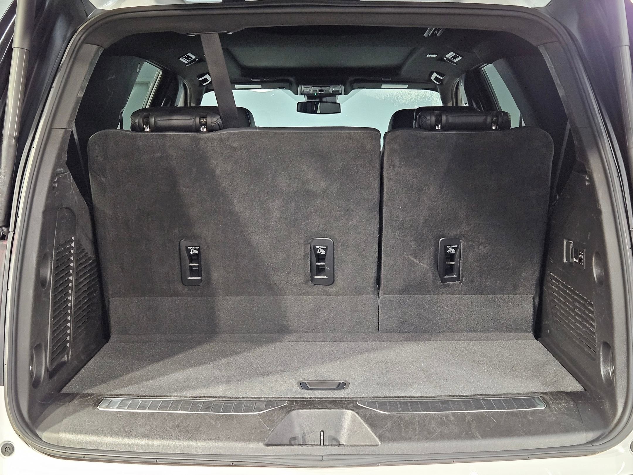 Used 2023 GMC Yukon Denali image 18