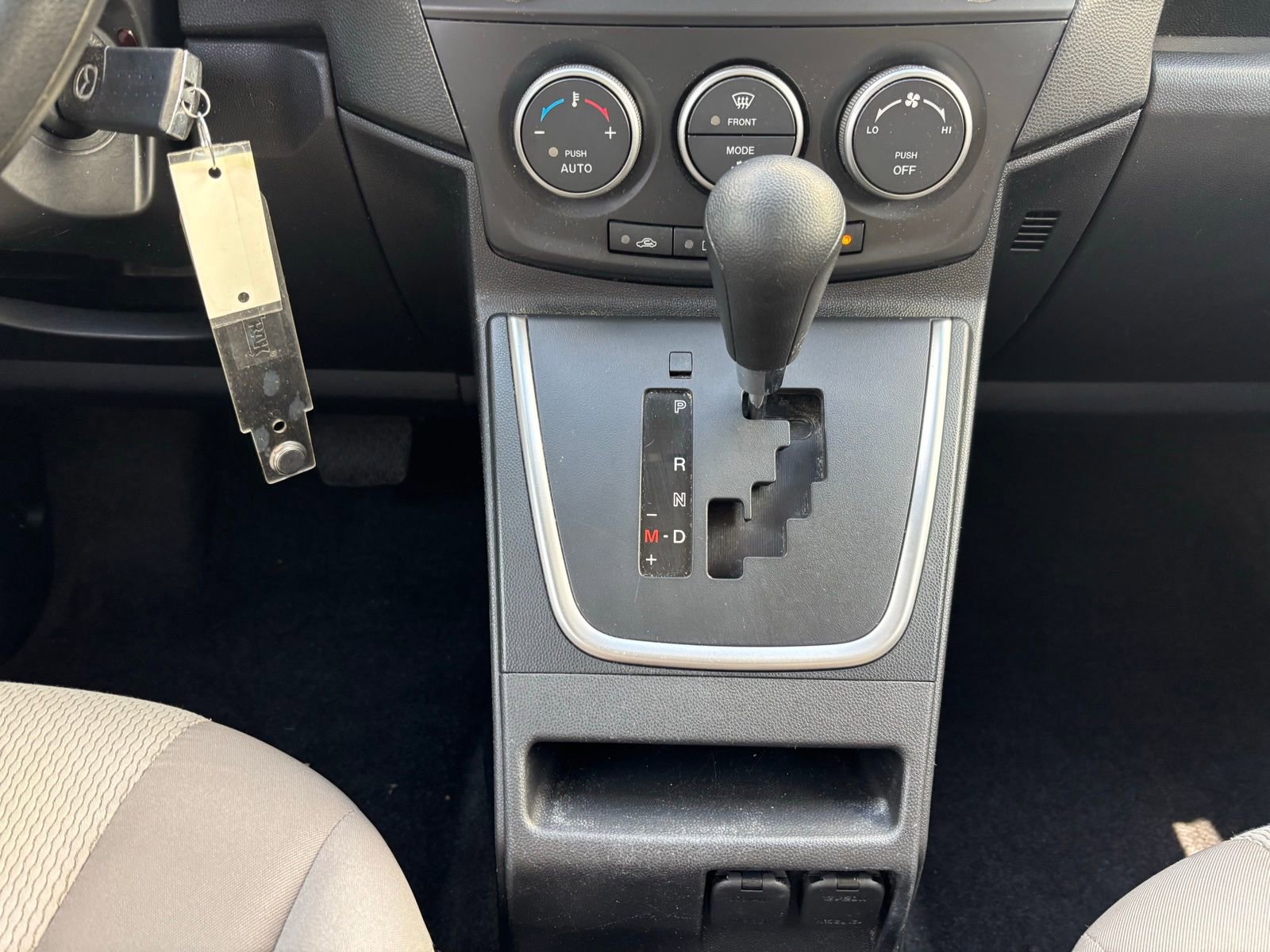 Used 2015 MAZDA MAZDA5 Sport image 24