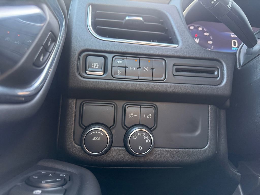 Certified 2024 Chevrolet Tahoe LT image 22