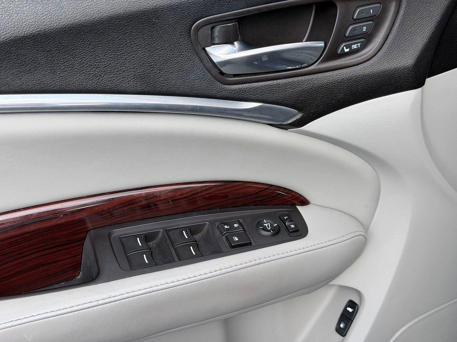 Used 2016 Acura MDX FWD w/ Advance & Entertainment image 8