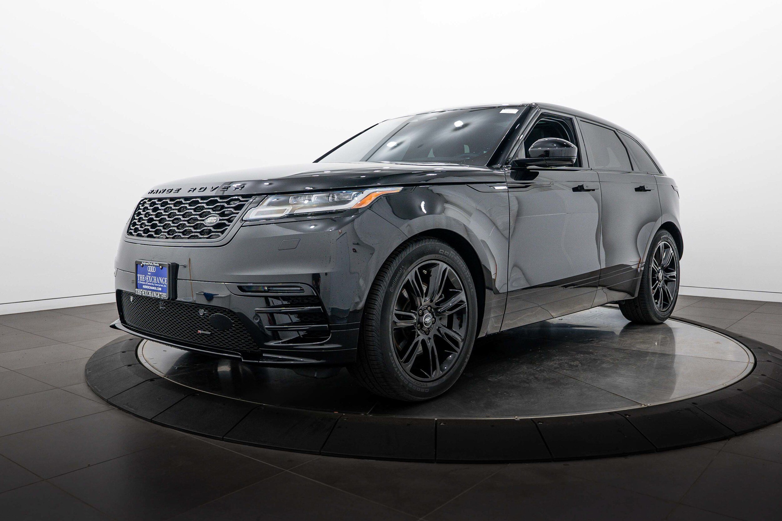 Used 2023 Land Rover Range Rover Velar R-Dynamic S AWD/4WD image 7