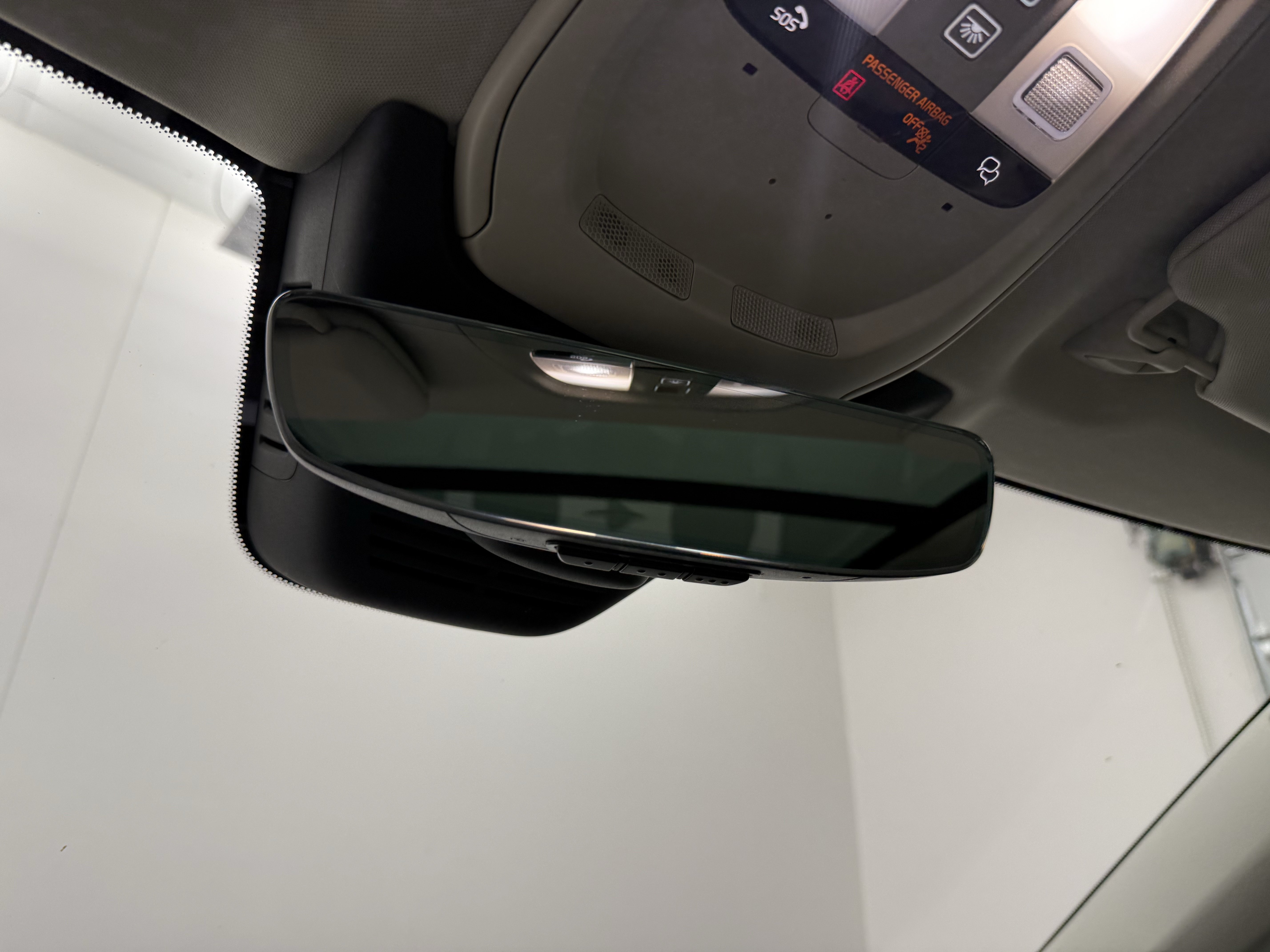 Certified 2023 Volvo XC90 B6 Plus w/ Protection Package Premier AWD/4WD image 23