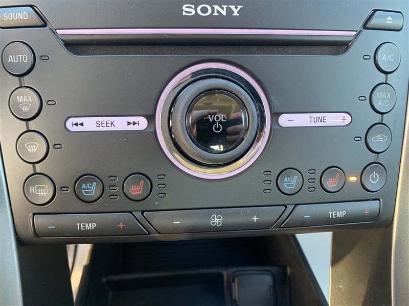 Used 2016 Ford Fusion Titanium FWD image 16