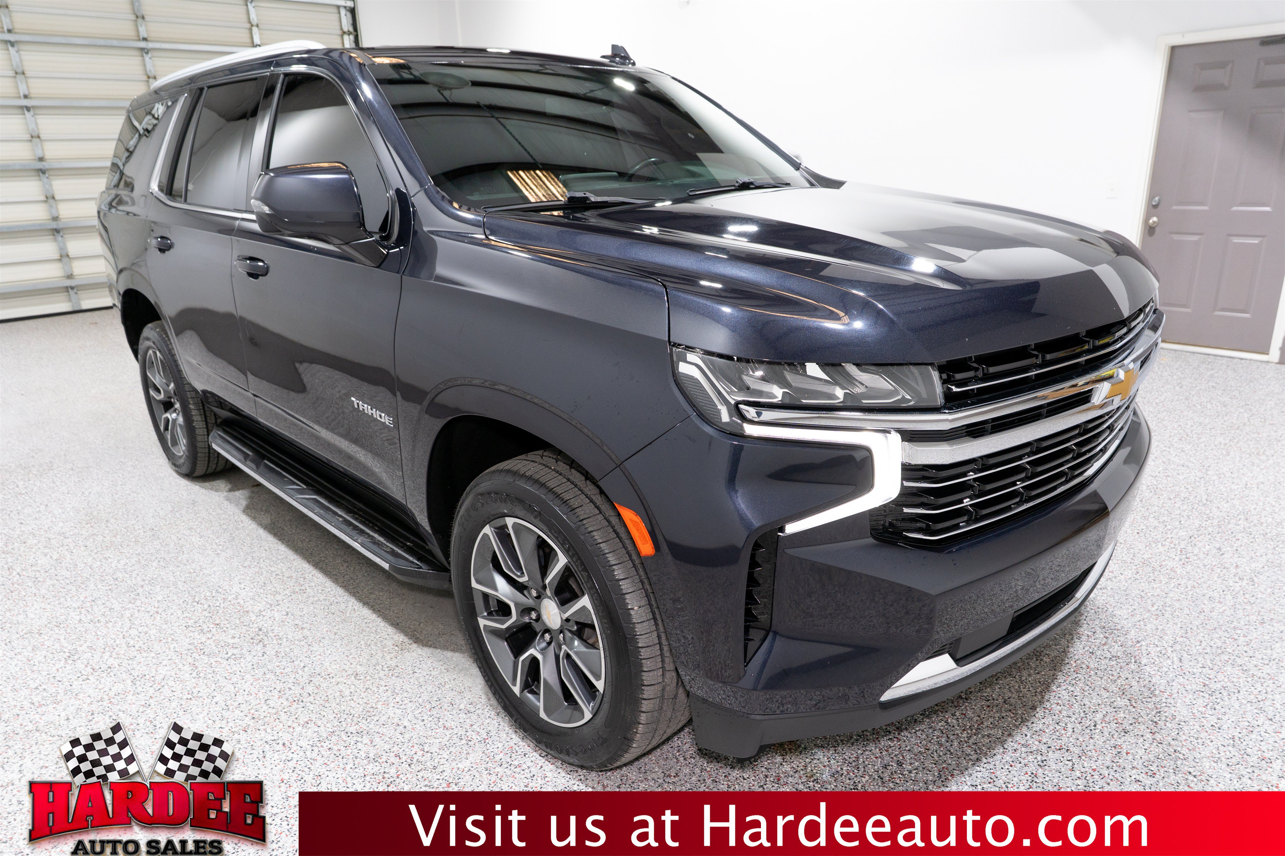 Used 2022 Chevrolet Tahoe LT w/ Luxury Package AWD/4WD image 6
