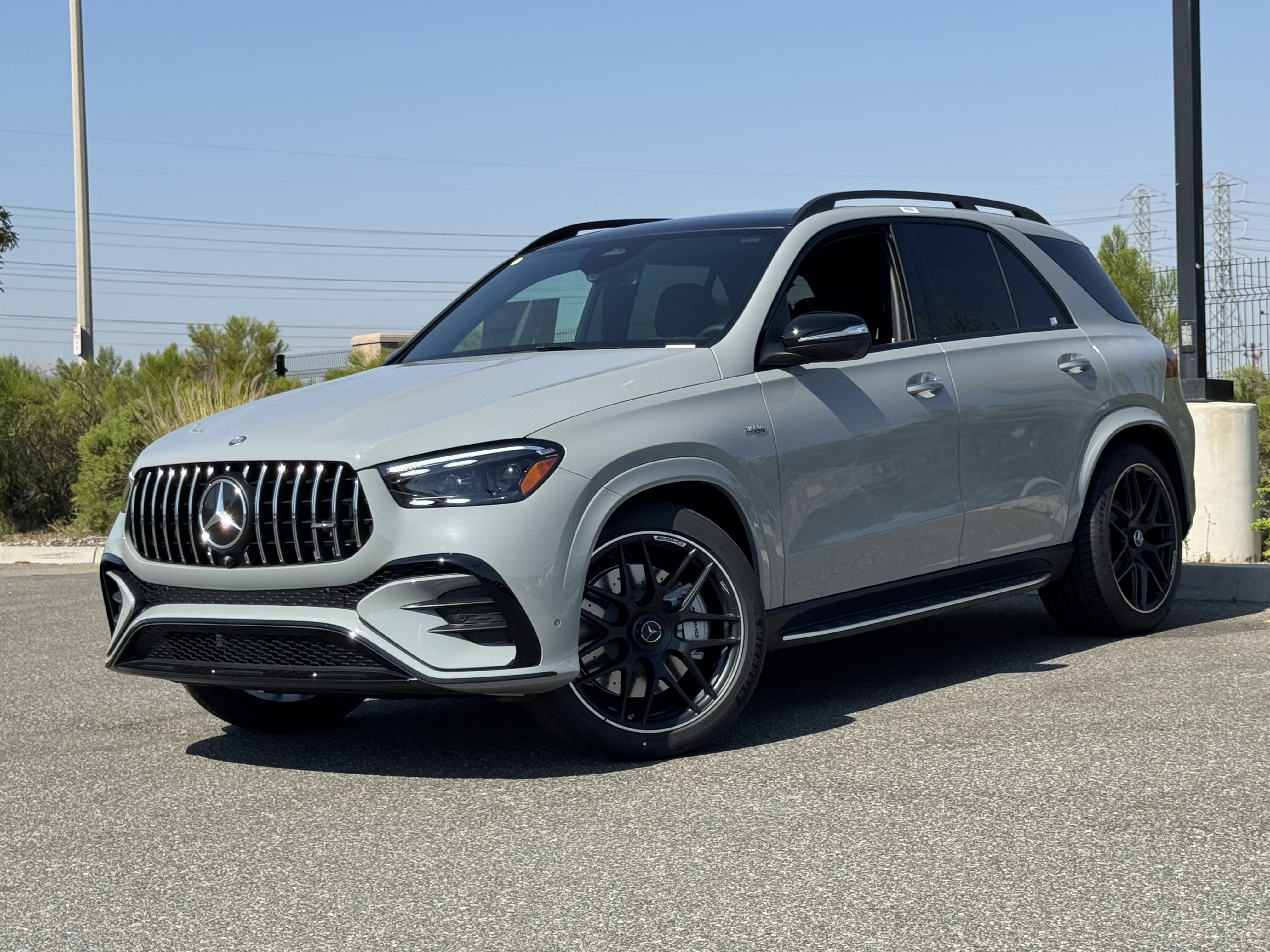 New 2026 Mercedes-Benz GLE 53 AMG 4MATIC image 2