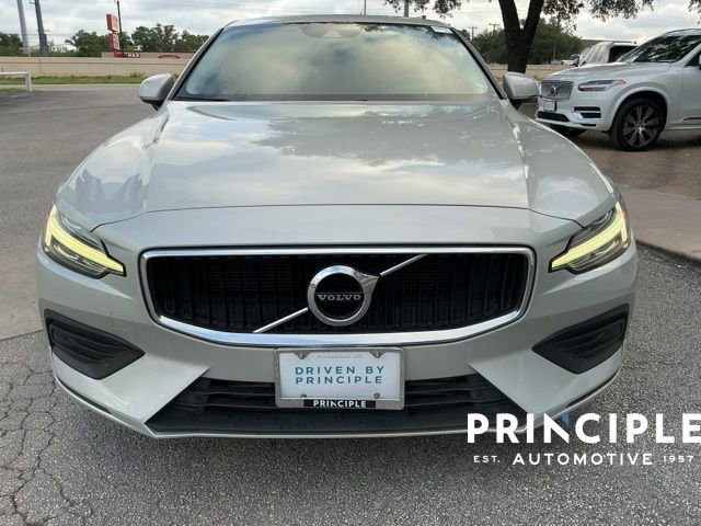 Used 2020 Volvo S60 T5 Momentum FWD image 5
