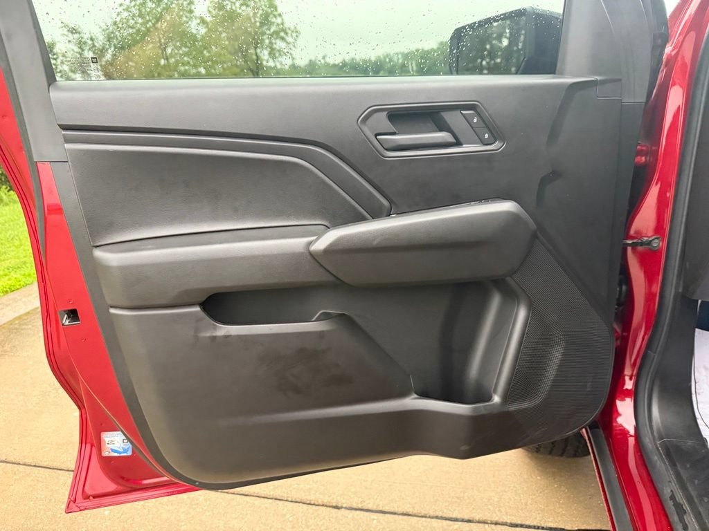 Used 2026 Chevrolet Colorado Trail Boss AWD/4WD image 19