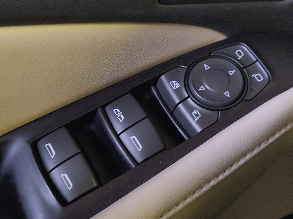 Used 2018 Buick Enclave Premium FWD image 27