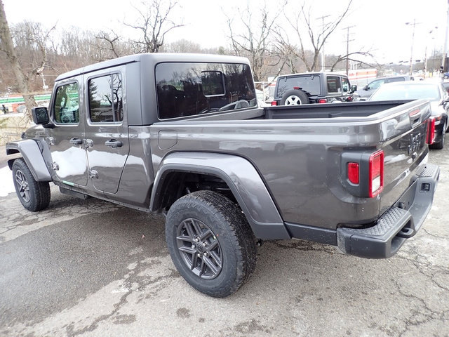 New 2026 Jeep Gladiator Sport AWD/4WD image 3