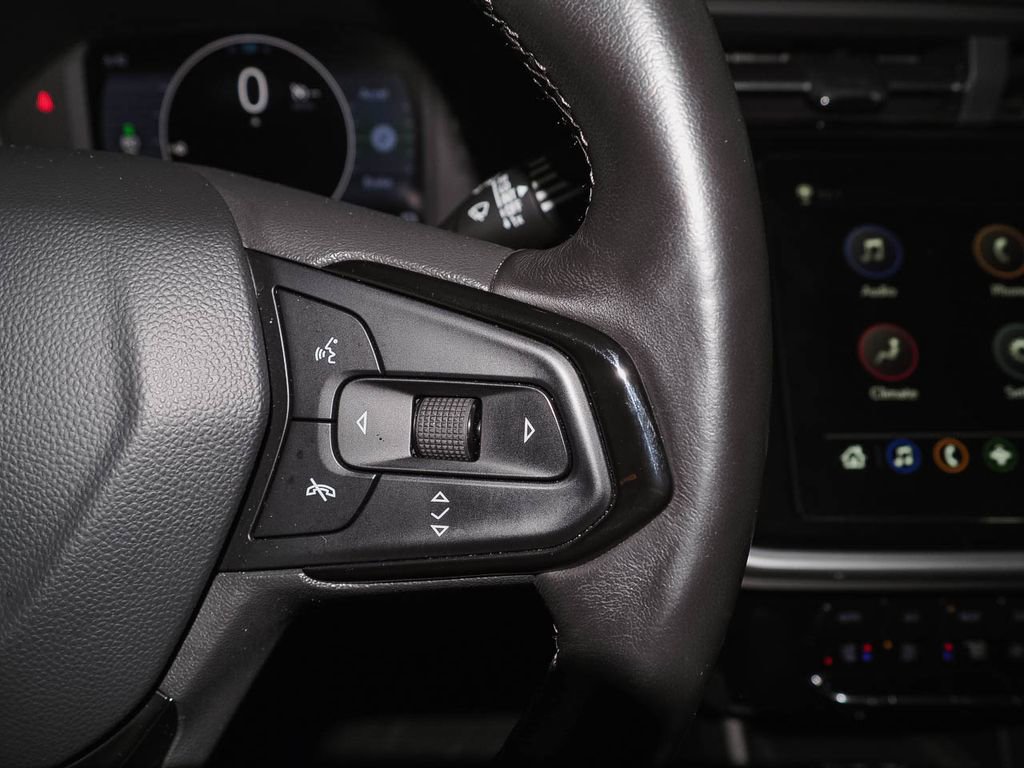 Used 2023 Chevrolet Bolt EUV LT w/ Convenience Package image 29