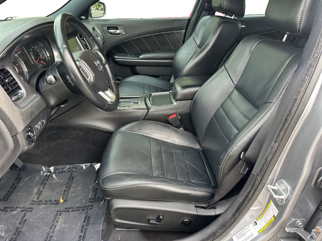 Used 2014 Dodge Charger R/T RWD image 9