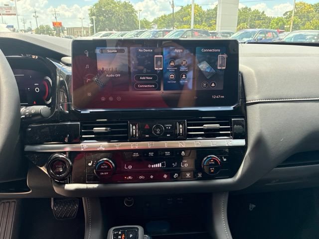 New 2026 Nissan Pathfinder SL FWD image 12