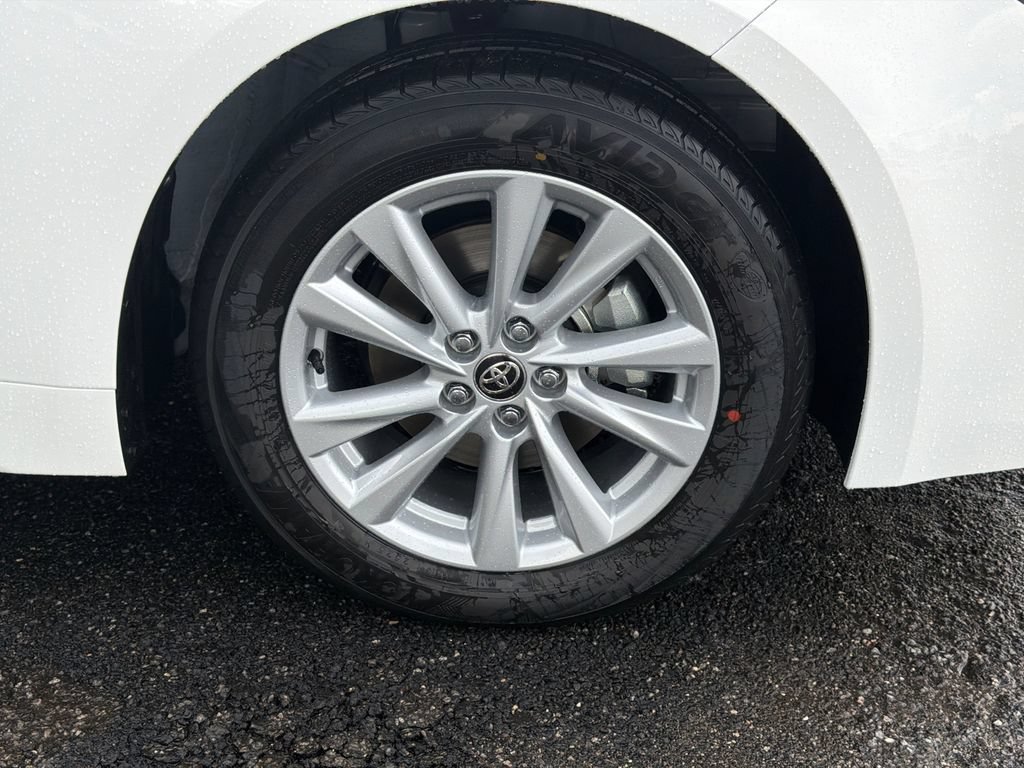 New 2026 Toyota Corolla SE FWD image 13